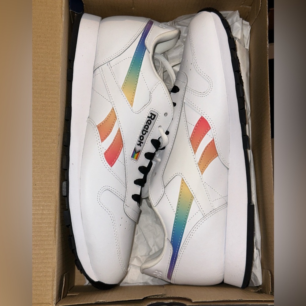 Reebok Pride CL Leather Unisex Men’s Size 11 US/EU 44.5 *New w og box*